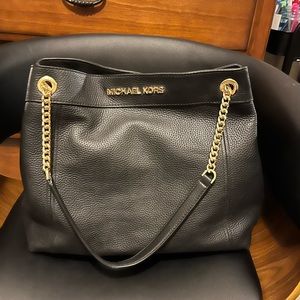 Michael Kors Black and Gold Shoulder bag